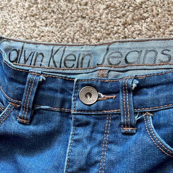 Calvin Klein Jeans. - Picture 2 of 7